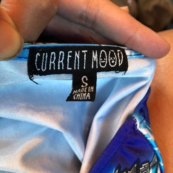 Shock wave crop top - Picture 4 of 4